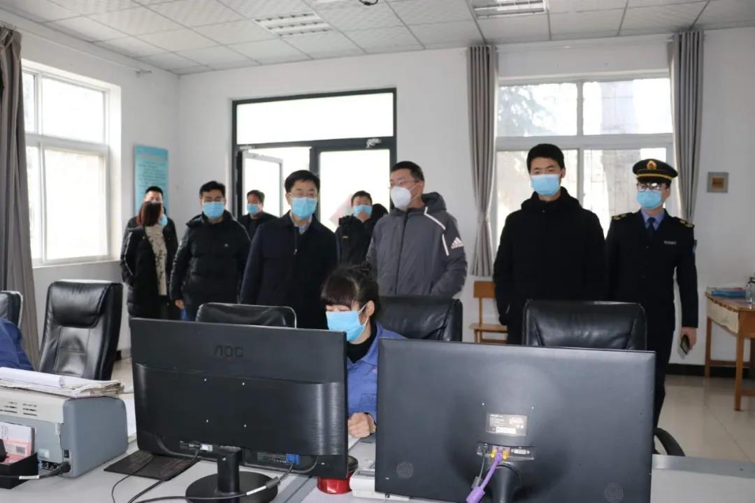 市,國資委,、,衛(wèi)健,委,領(lǐng)導(dǎo),到,公司,檢查,2月, . 市國資委、市衛(wèi)健委領(lǐng)導(dǎo)到公司檢查指導(dǎo)防疫工作