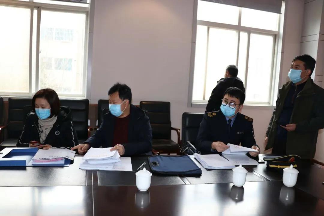 市,國資委,、,衛(wèi)健,委,領(lǐng)導(dǎo),到,公司,檢查,2月, . 市國資委、市衛(wèi)健委領(lǐng)導(dǎo)到公司檢查指導(dǎo)防疫工作